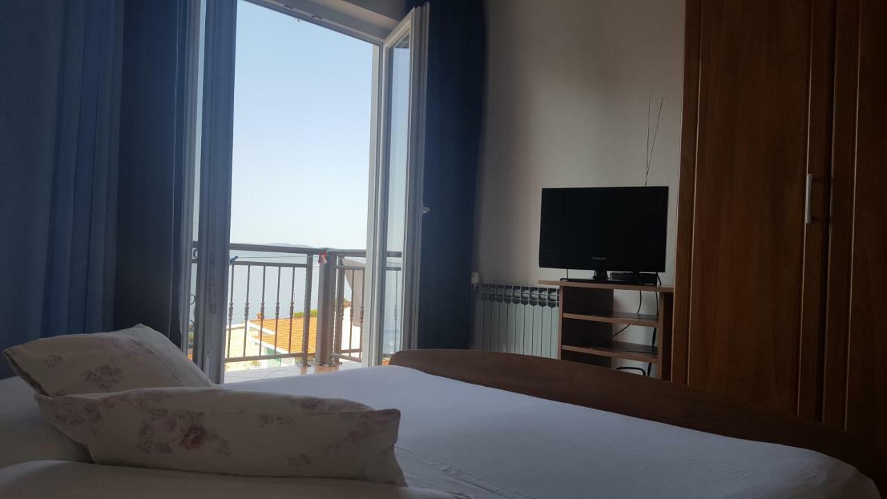 Rooms Raos Brela Kültér fotó