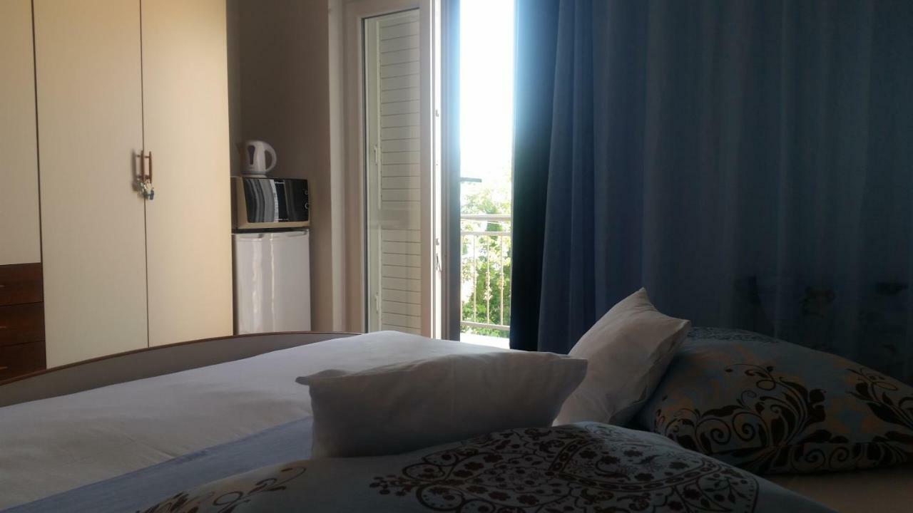 Rooms Raos Brela Kültér fotó